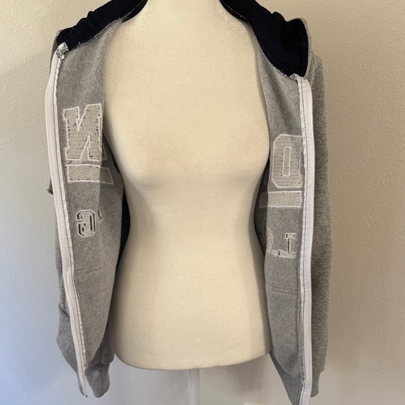 Gray London England Hoodie - Picture 8 of 8